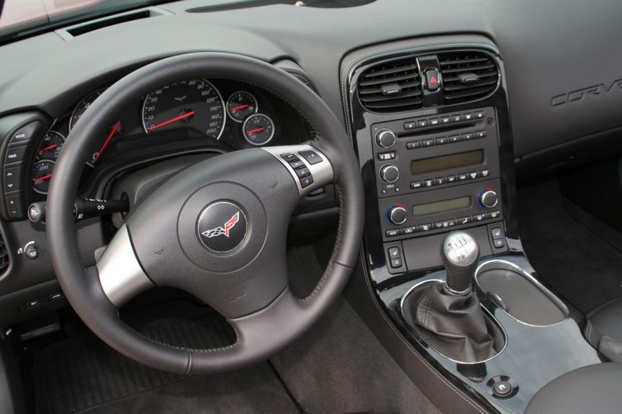  Chevrolet Corvette 2008 года  (фото 2 из 17)